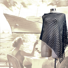 Load image into Gallery viewer, Poncho - Pure Linen