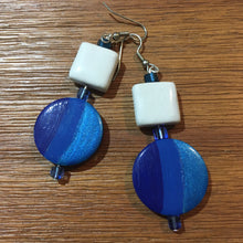 Load image into Gallery viewer, Hand painted Earrings