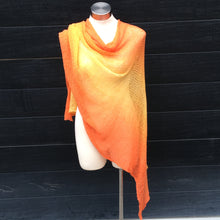 Load image into Gallery viewer, Poncho- "Flora"