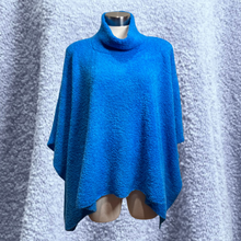 Load image into Gallery viewer, Poncho with Collar - Rectangular
